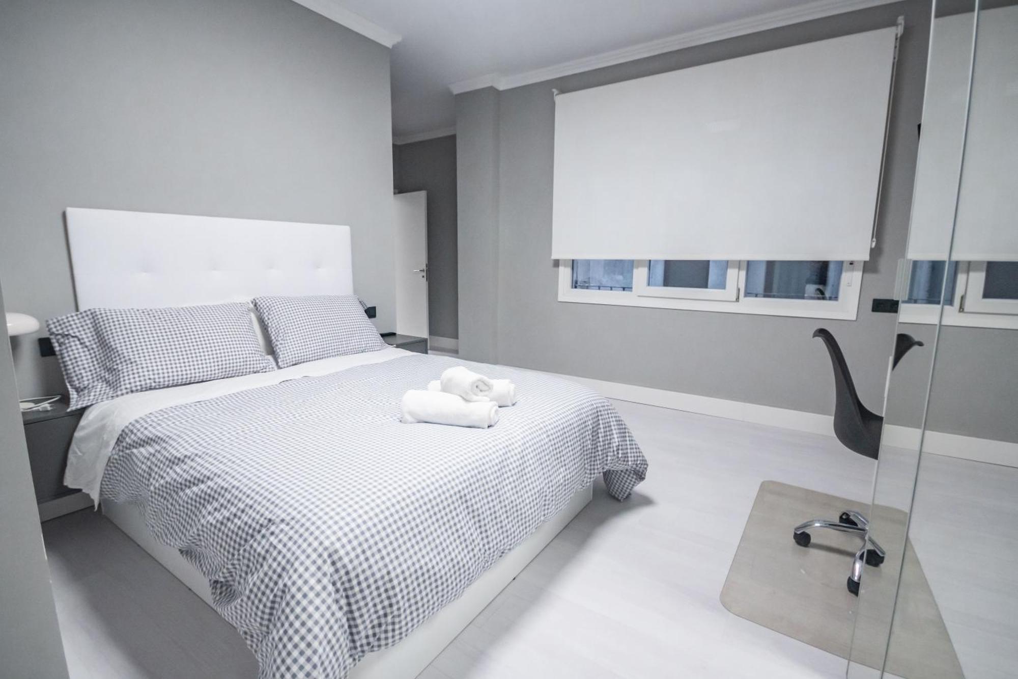 Gran Apartamento 6 Suites Bilbao Center Екстериор снимка